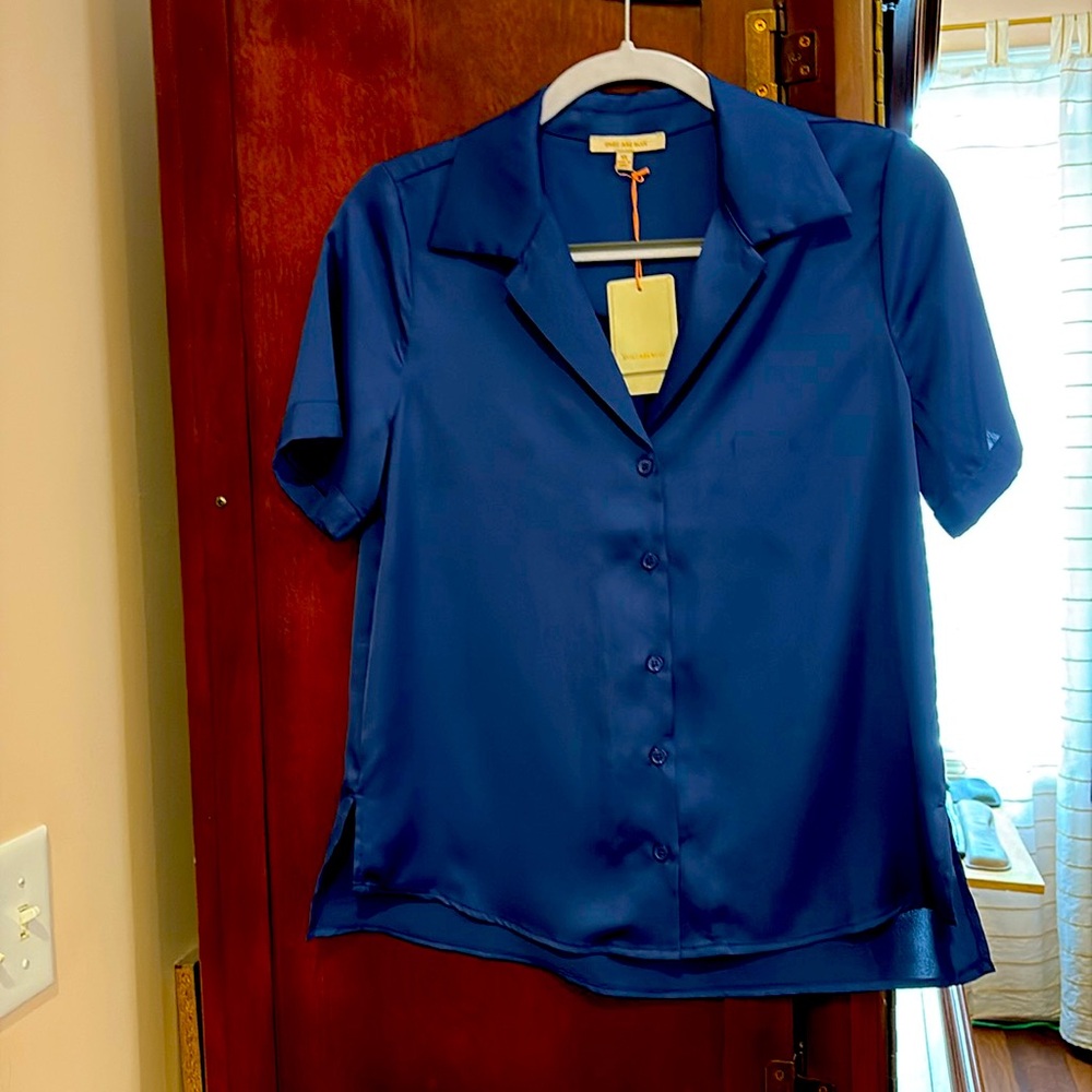 Skies Are Blue XS extra small button up silk top new with tags  NWT